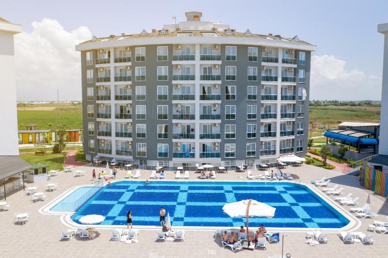 Royal Towers Hotel Lara Antalya Exterior foto